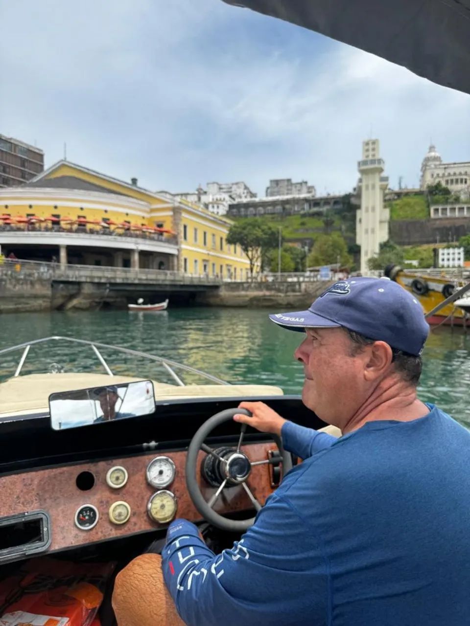 Lancha Exclusiva 18" única no NORDESTE 72.000,00  Motor Mercury 60hp 4 tempos EFI ano 2016 - Foto 3