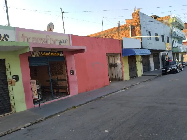 Galpão Comércios Estacionamento e Kitnets