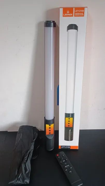 Bastão de LED branco quente e frio com controle remoto/ PREÇO IMPERDÍVEL  - Foto 2