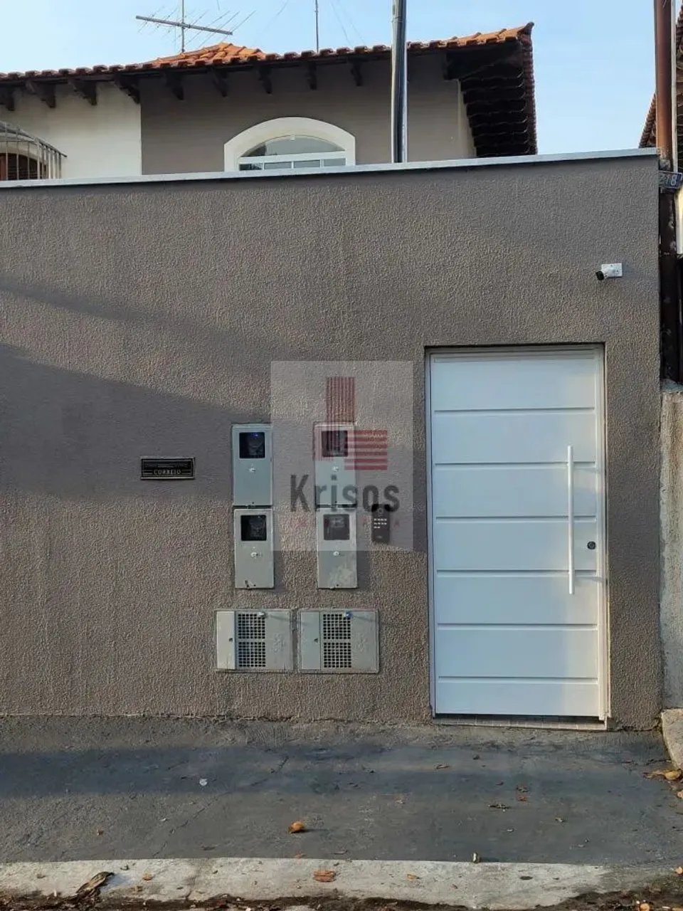 Casa com 10 Kitnets Peri Peri 500 metros do metrô Vila Sônia