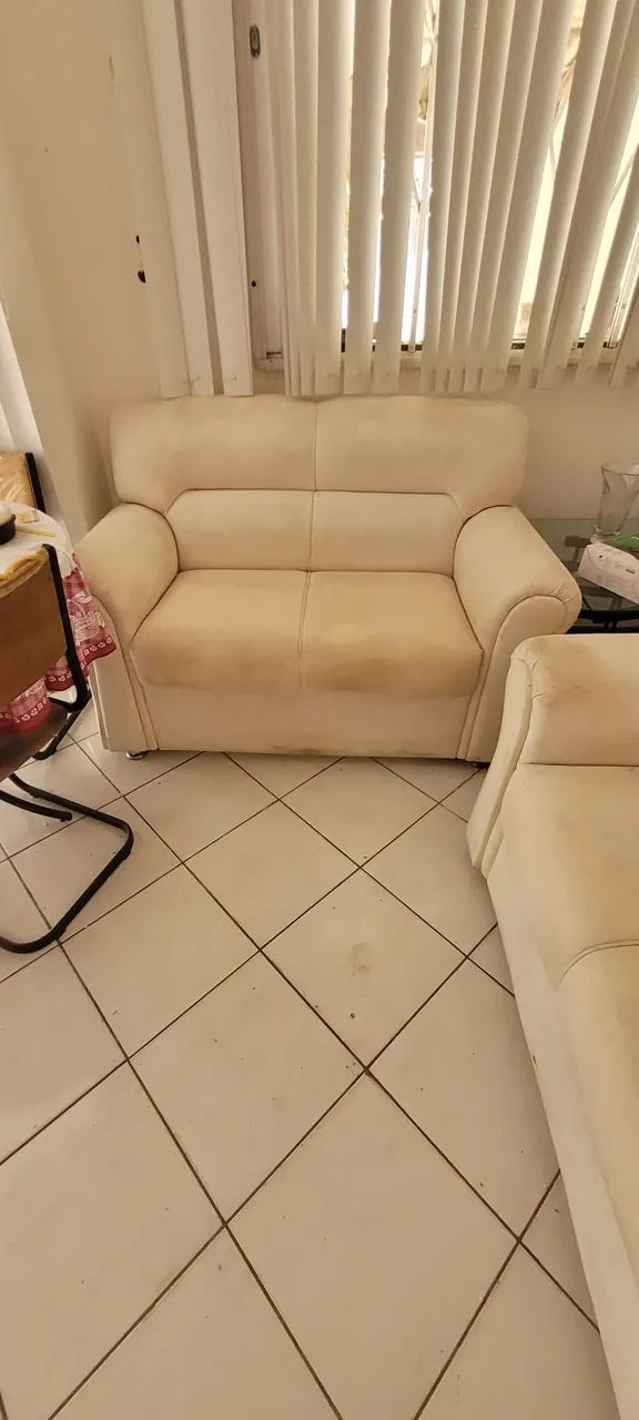 2 Sofás 2 lugares e 3 lugares - Usado. 65562846110723123