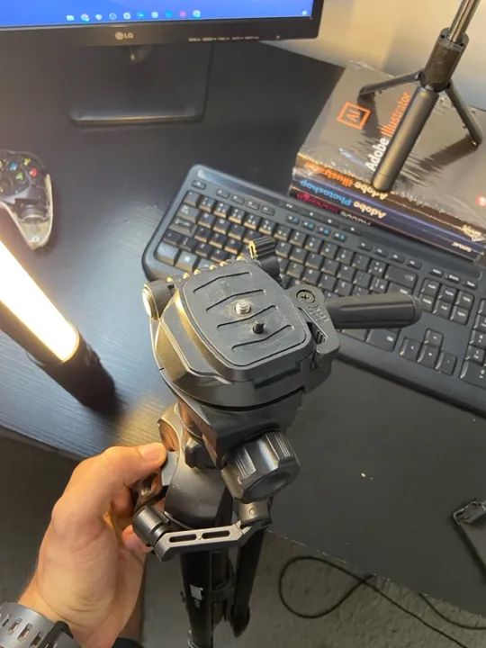 Oportunidade! Kit Completo de Gravação com Tripé - Foto 3