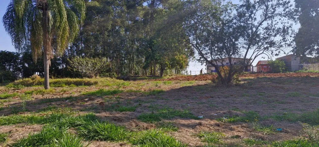 Terreno de 5.000 m² à Venda em Iperozinho, Capela do Alto/SP - Documentação Regularizada