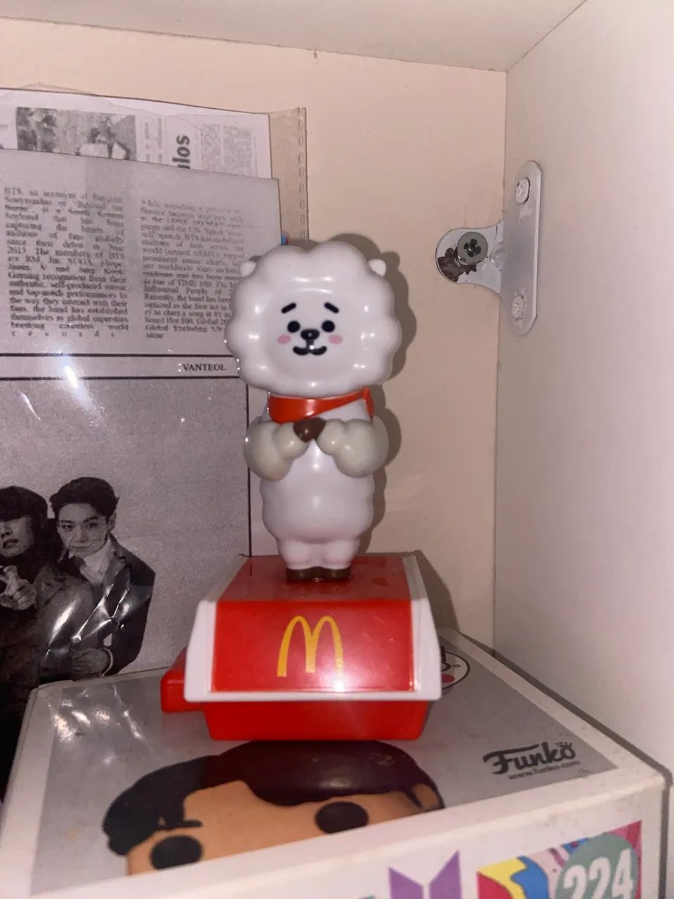 bonequinho do RJ McDonald?s/BT21