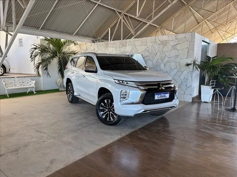 Mitsubishi Pajero SPORT HPE 4X4 AT 2.5 TB-IC 2024