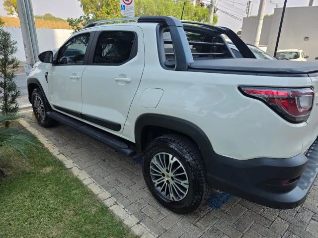 Fiat Strada Ranch 1.3 Flex 8V CD Aut. 2023 - Foto 4