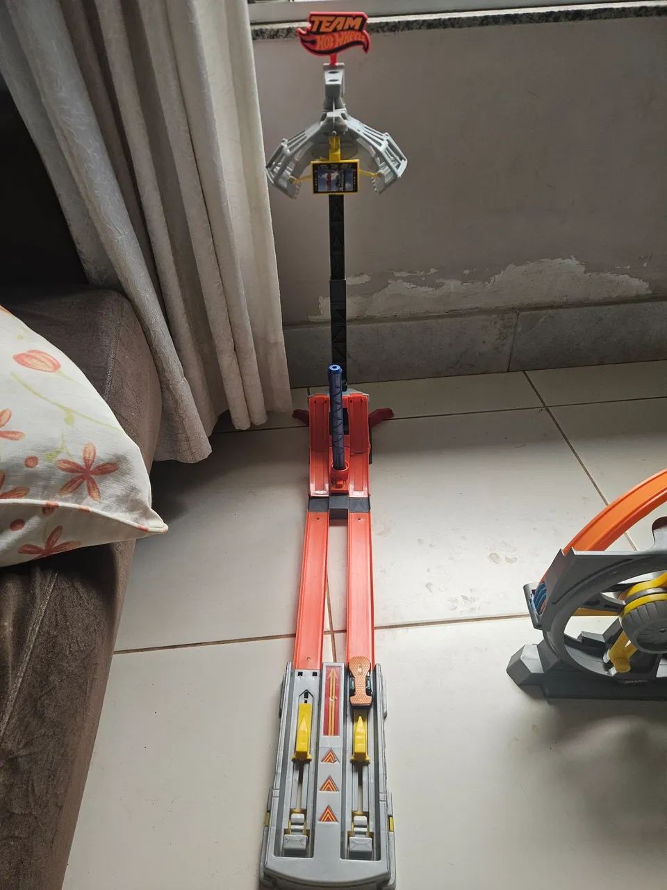 Pista de carrinho hotwheels - Foto 4
