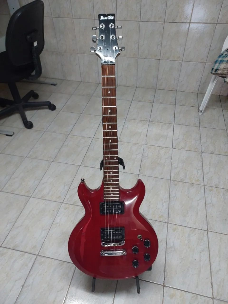 Conserto de instrumentos musicais LUTHIERIA