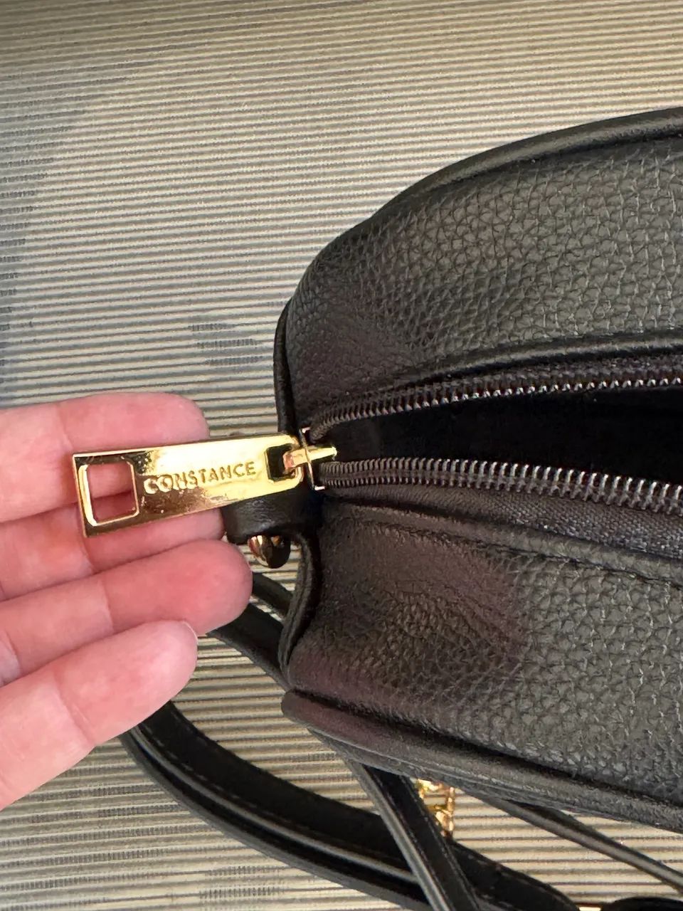 Bolsa Média Preta da Constance  - Foto 2