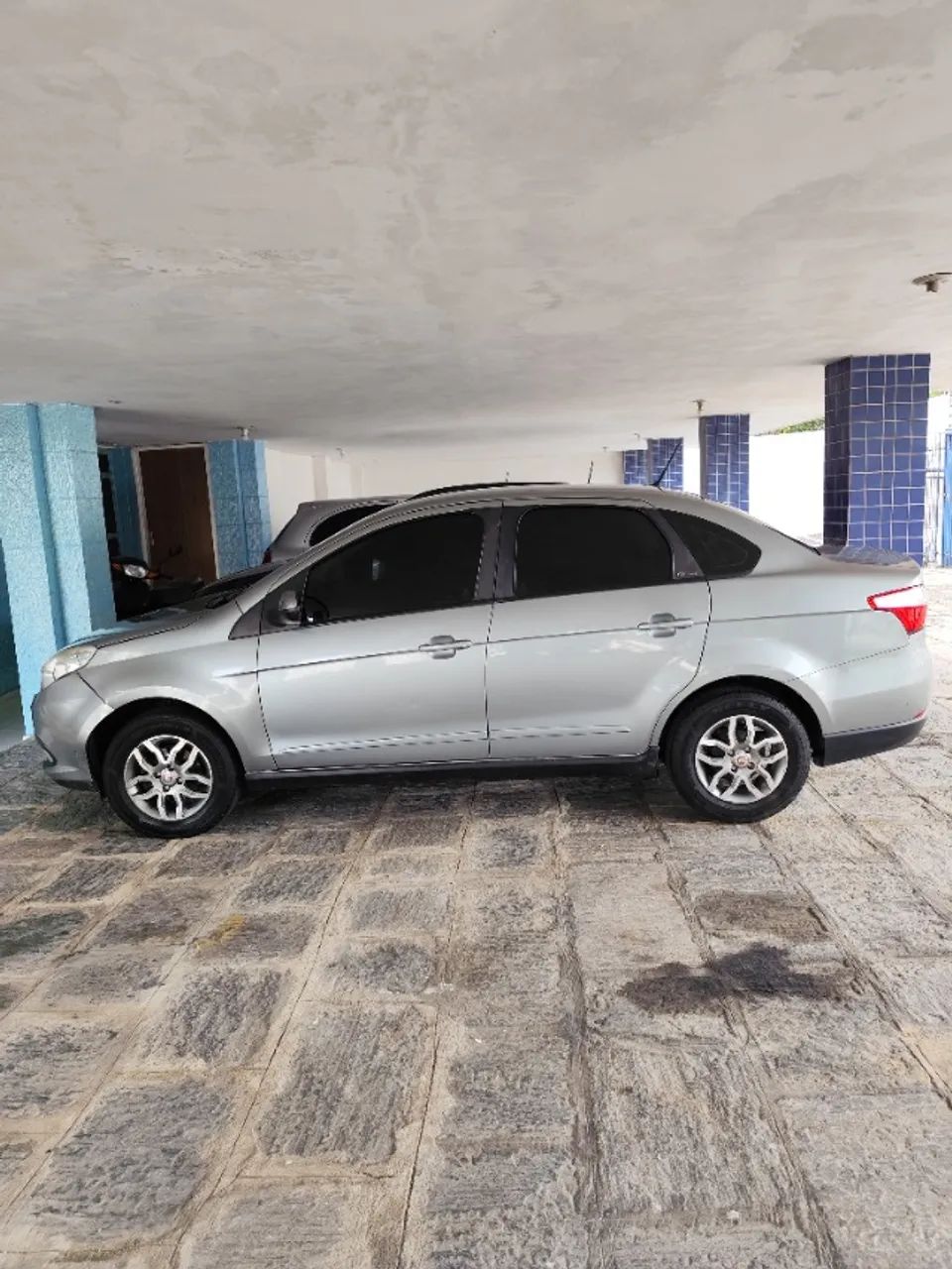 Fiat Grand Siena Attrac. 1.4 EVO F.flex 8V 2013