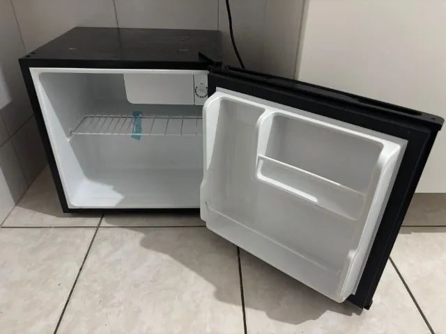 Frigobar 45L Philco em Ótimo Estado - Ainda Com Caixa - Foto 3