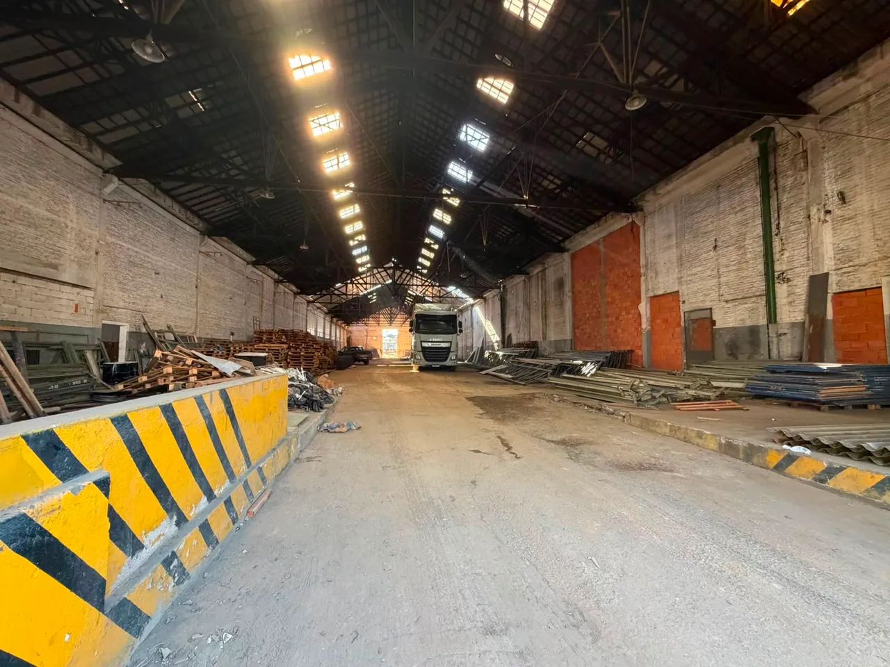 Galpão para alugar com 1950m² - Foto 5