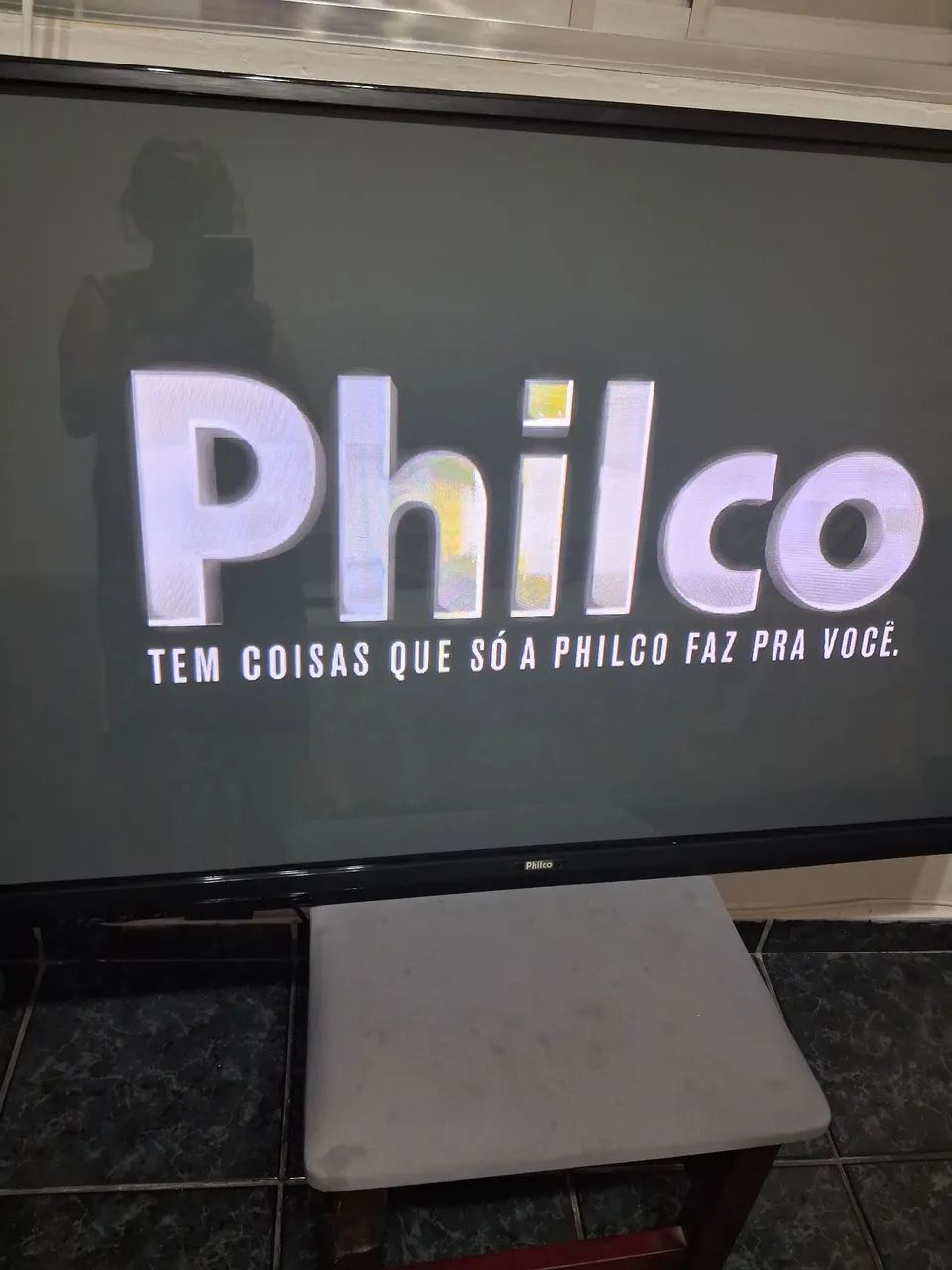 Uma tv de plasma 51 polegadas  com Alexa e controle perfeita  - Foto 4