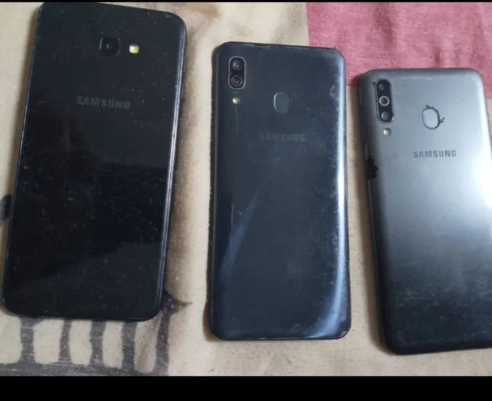 Celular quebrado com sinal de vida - Foto 2