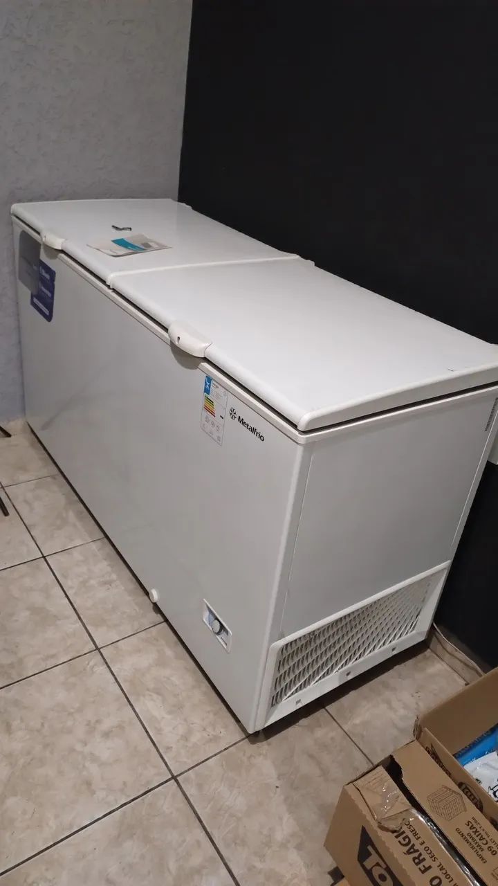 Freezer MetalFrio 543 Litros Bivolt Dupla ação inverter branco duas portas