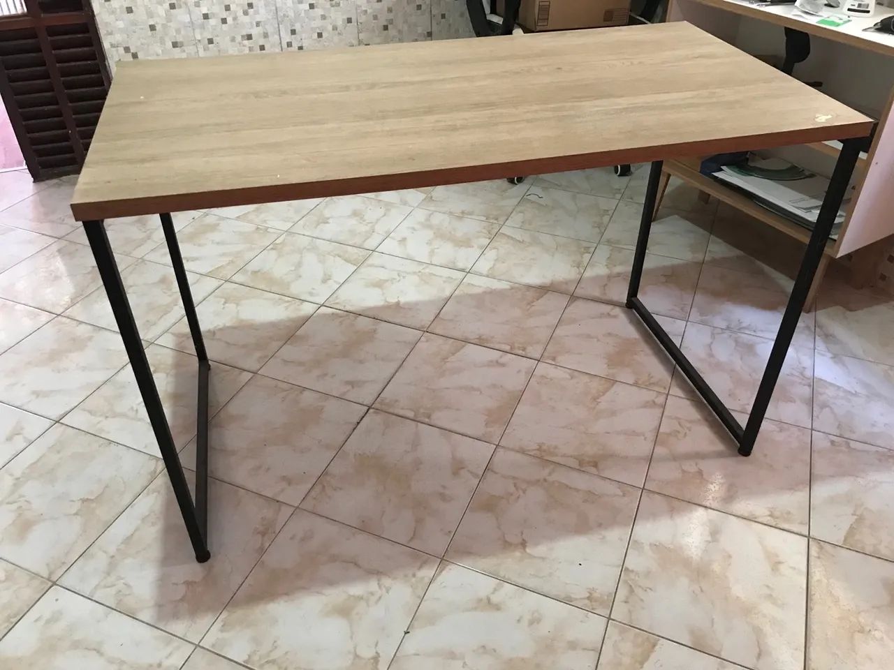 Mesa de Escritório 