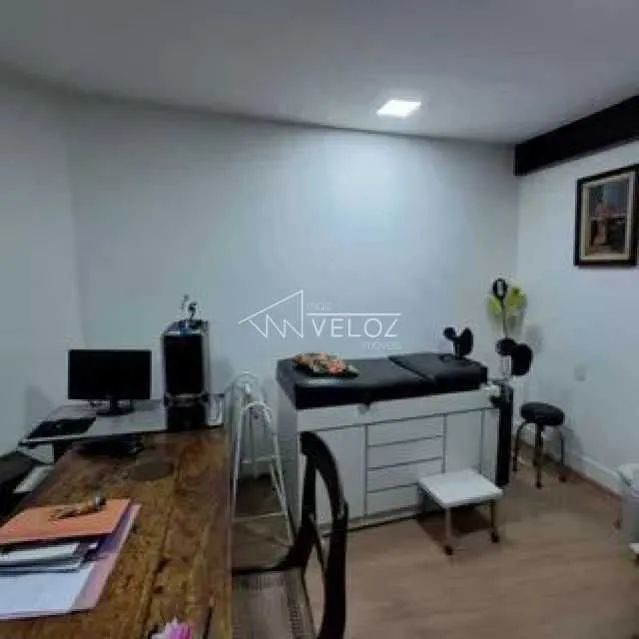 Apartamento : / Residencial / Catete