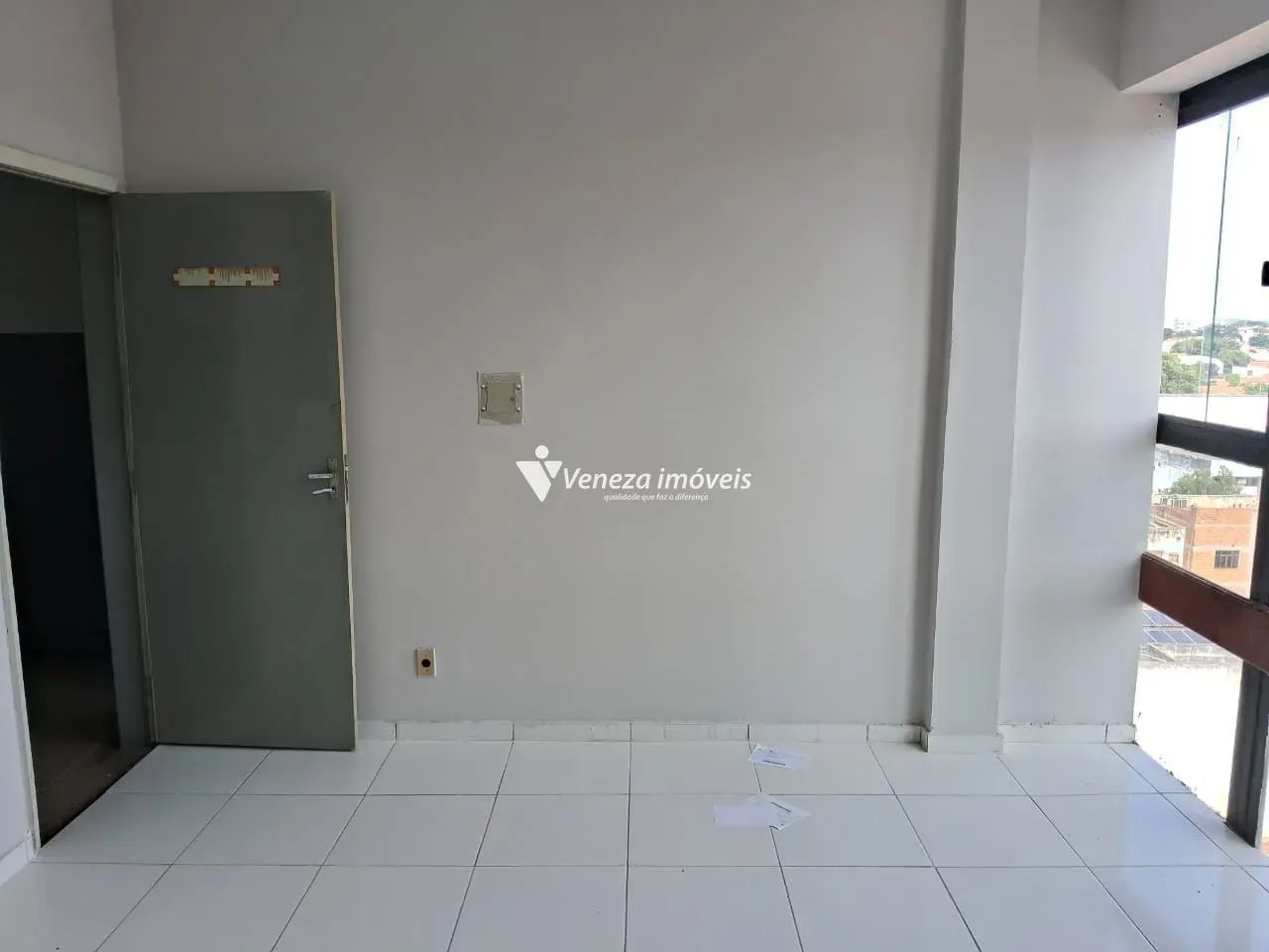 Sala ampla no Centro para aluguel - Foto 4