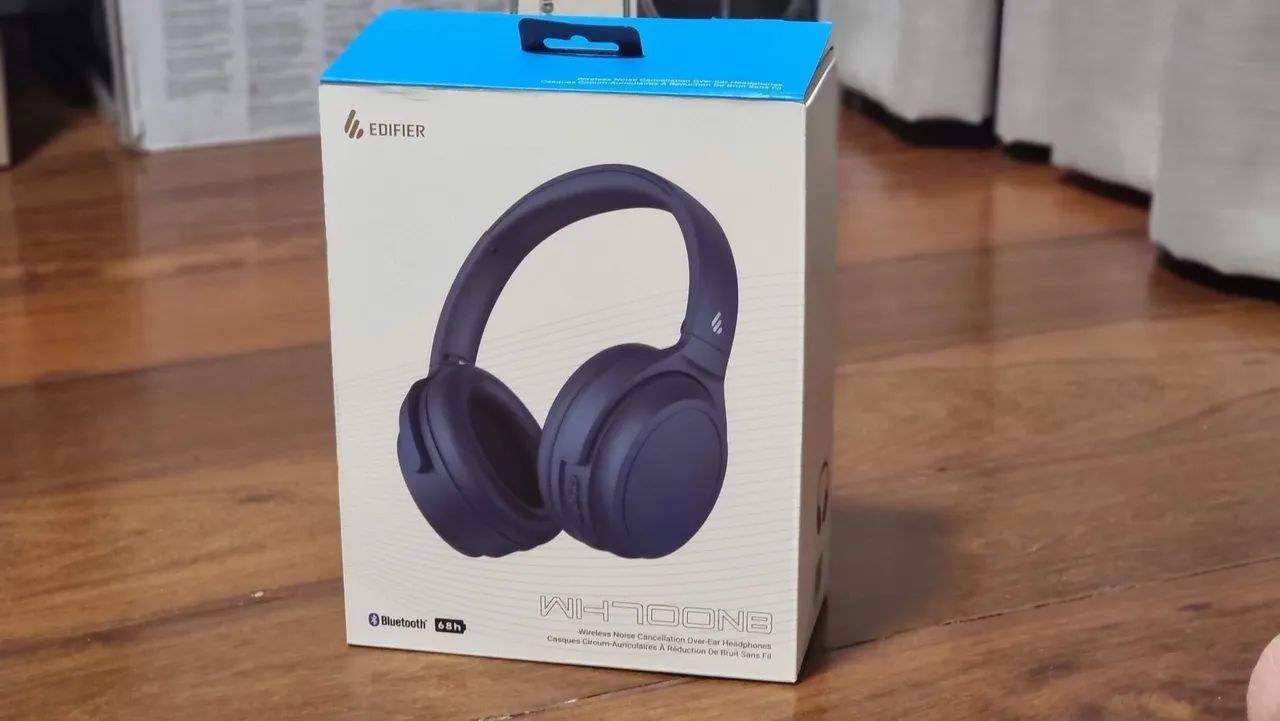 Fone de ouvido Edifier - WH 700 NB