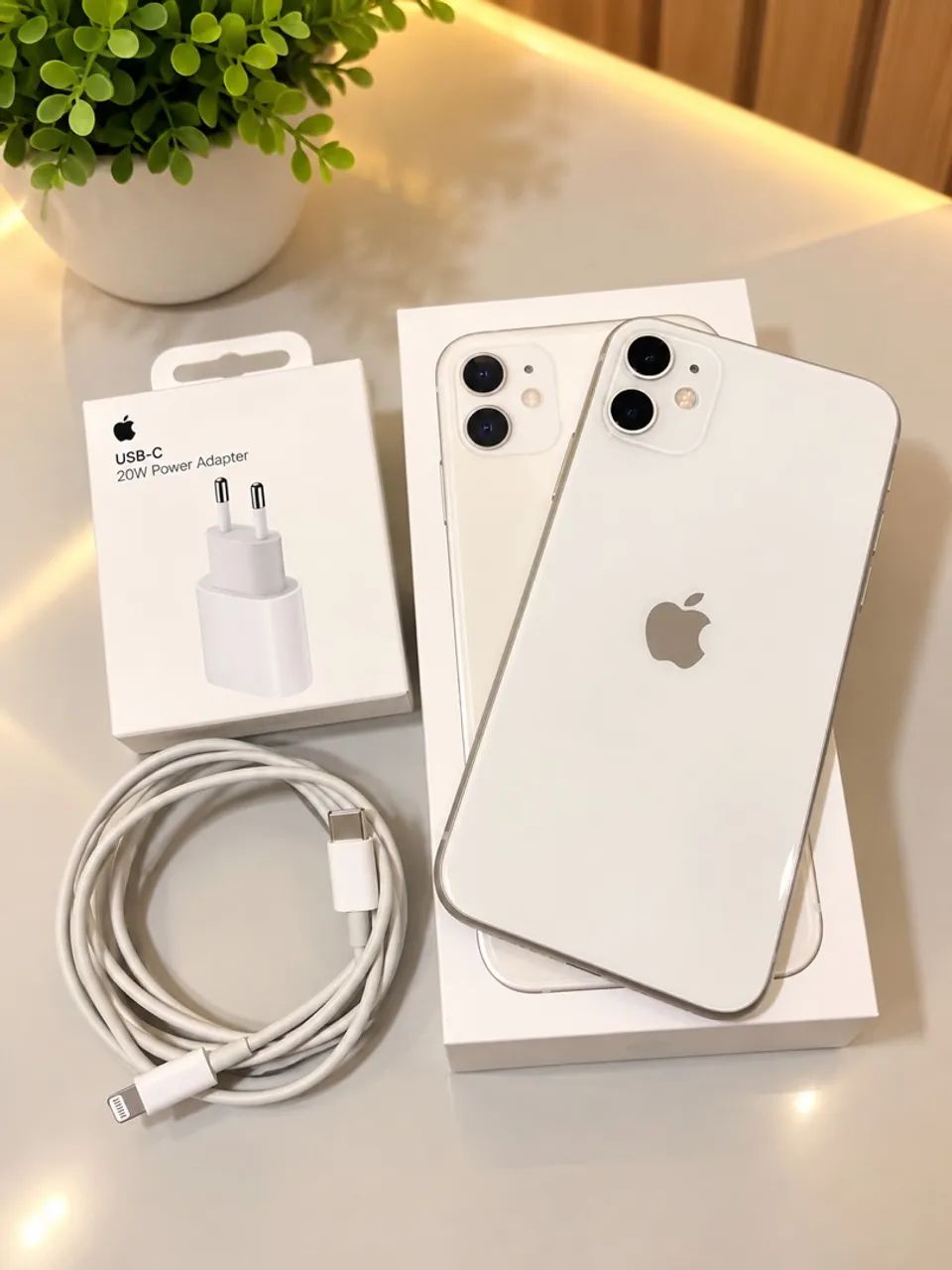 iPhone 11 Branco 256gb COM Caixa COM Carregador  - Foto 2