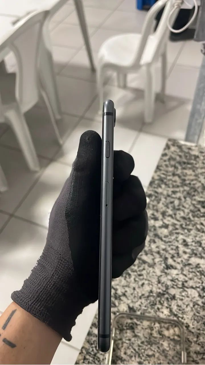 iPhone 8 Plus 