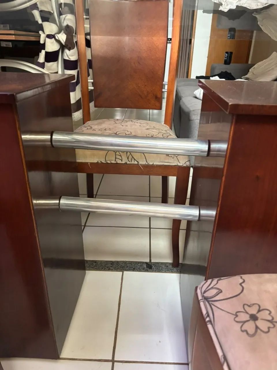 Mesa de Jantar de Blindex e Madeira - Foto 2