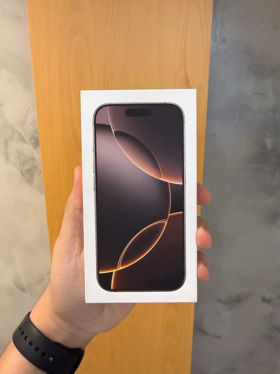 Caixa de iPhone 16 Pro 128GB Desert  - Foto 3