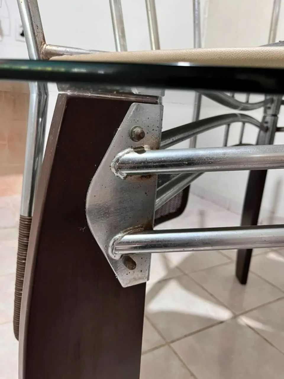 Mesa de jantar com 6 cadeiras - Foto 3