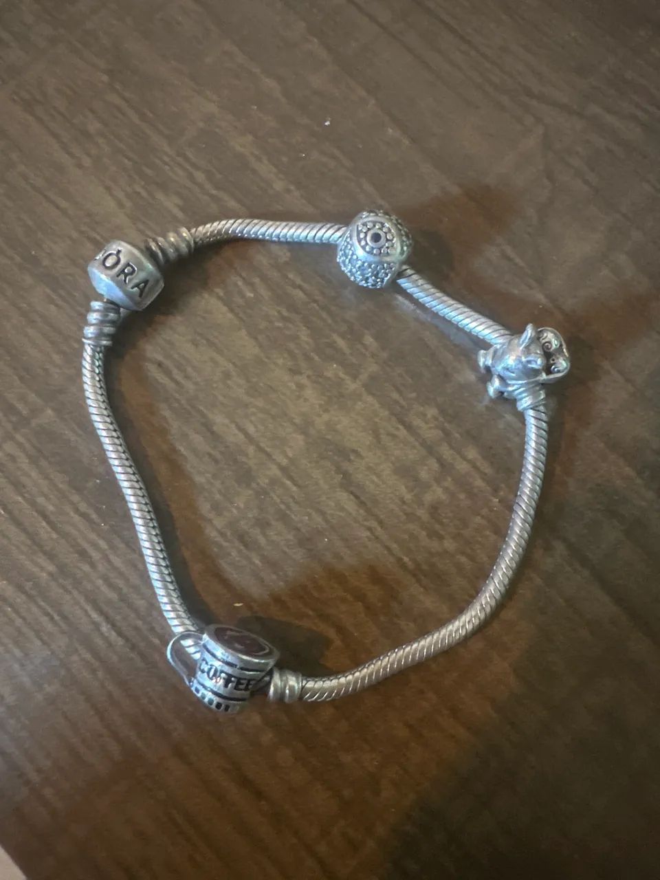 Pulseira Pandora + 3 berloques