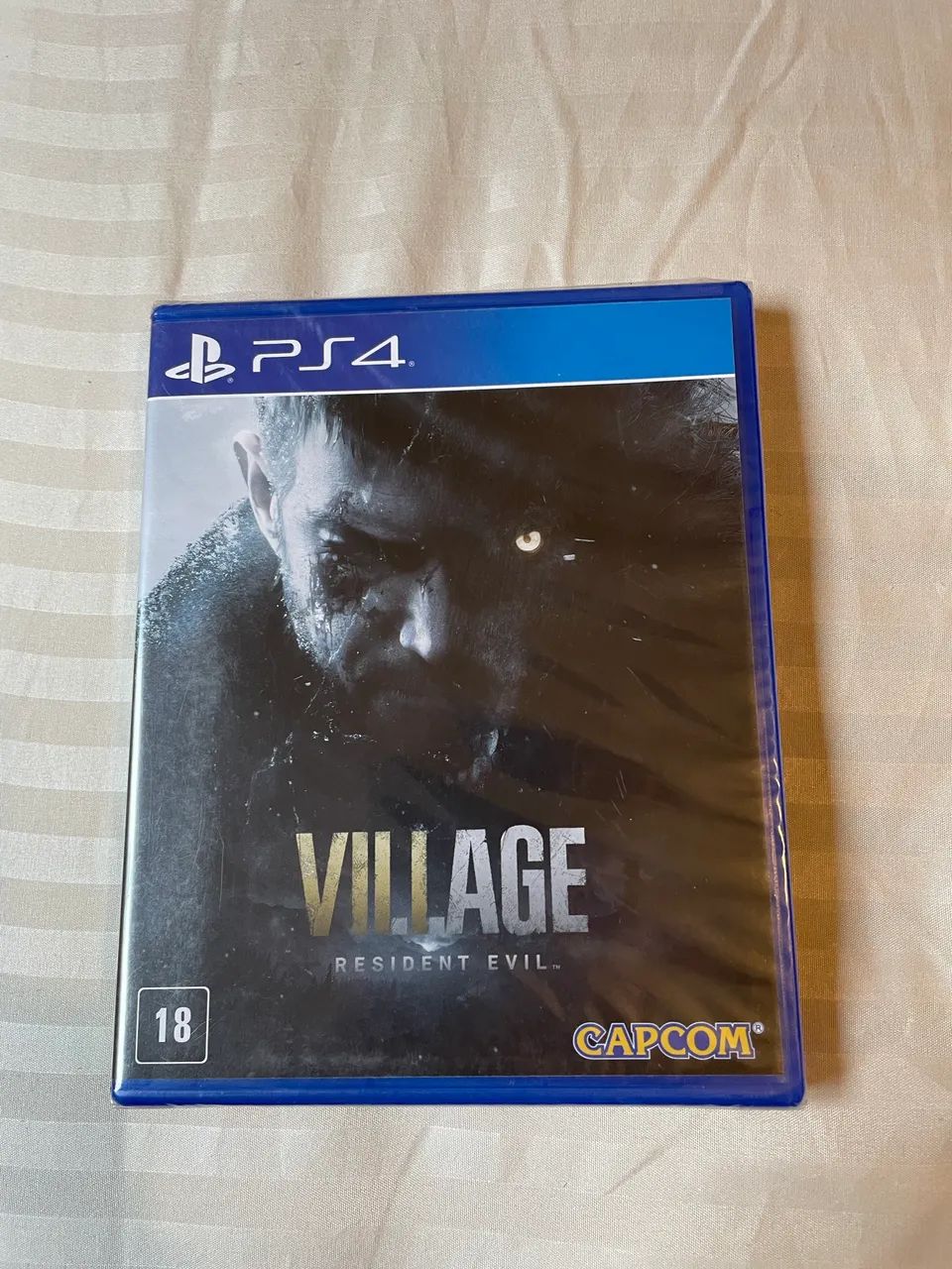 Resident Evil 8 - PS4 - LACRADO