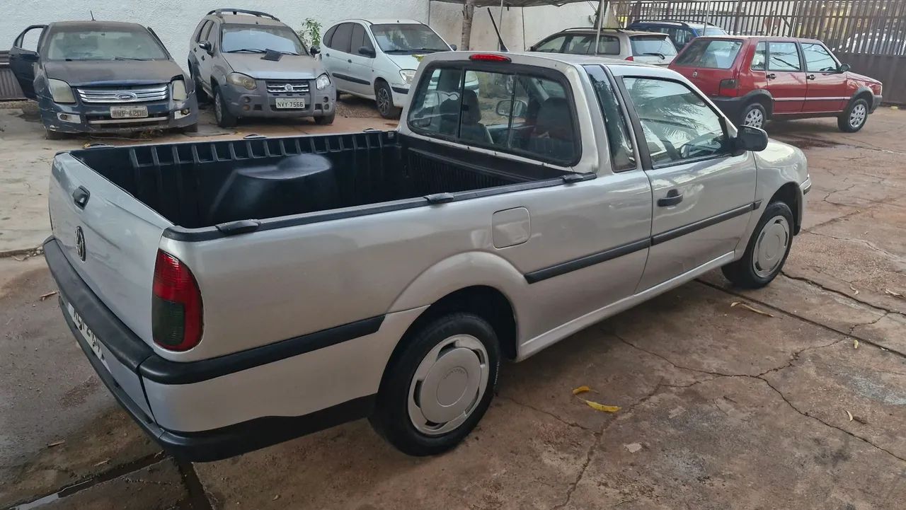 Volkswagen Saveiro 1.8 MI 2002 - Foto 5