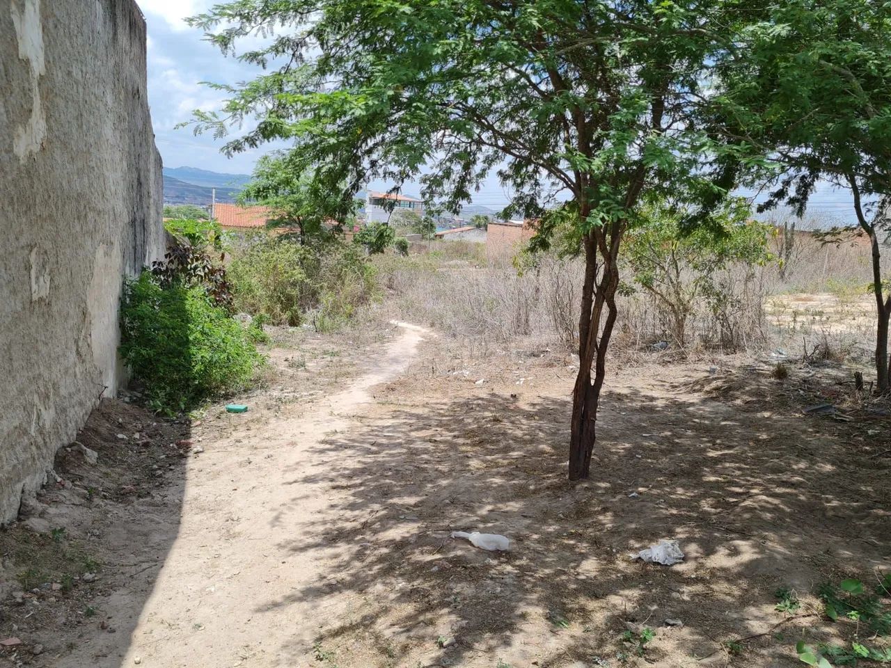 Terreno 10x40 de uma rua a outra - Foto 3