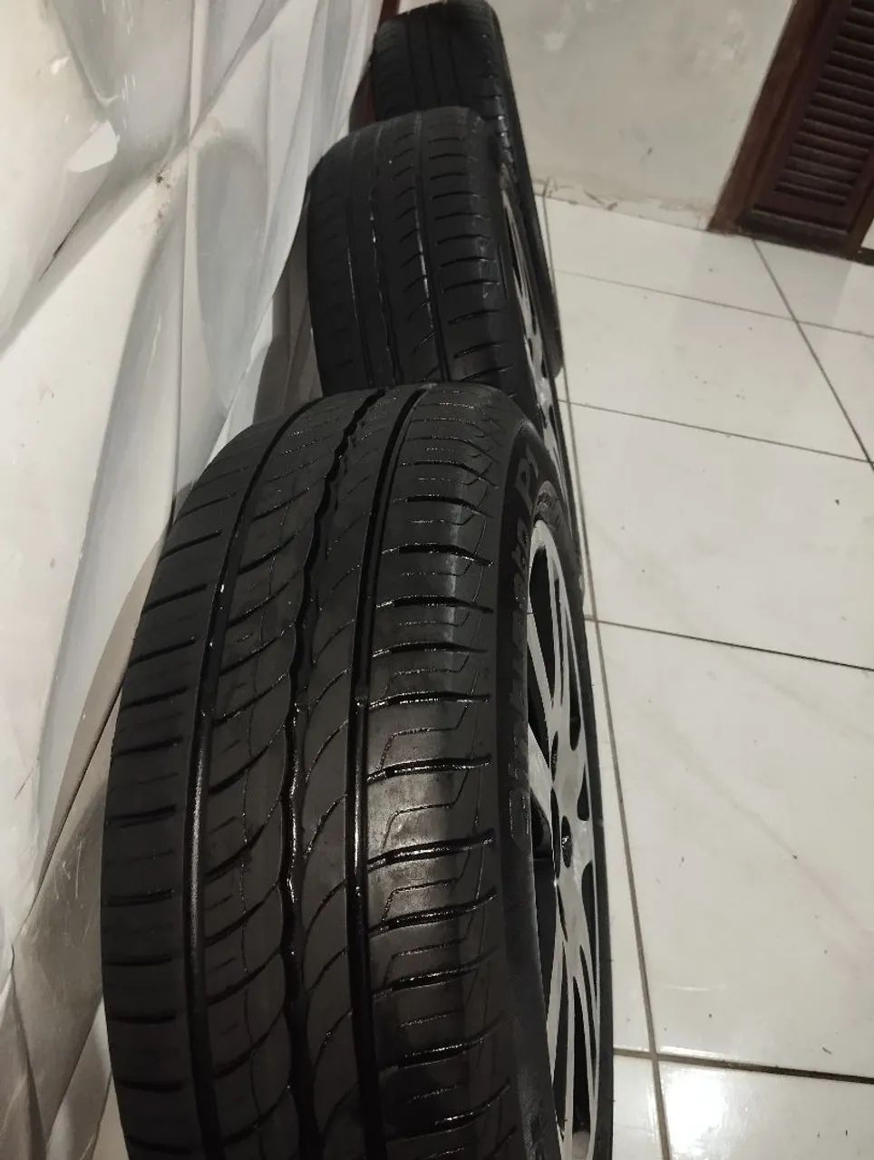 Vende-se rodas 15 liga leve coração 4 x 100 dá no gol Palio Fiat Chevrolet na Caucaia Ret - Foto 7
