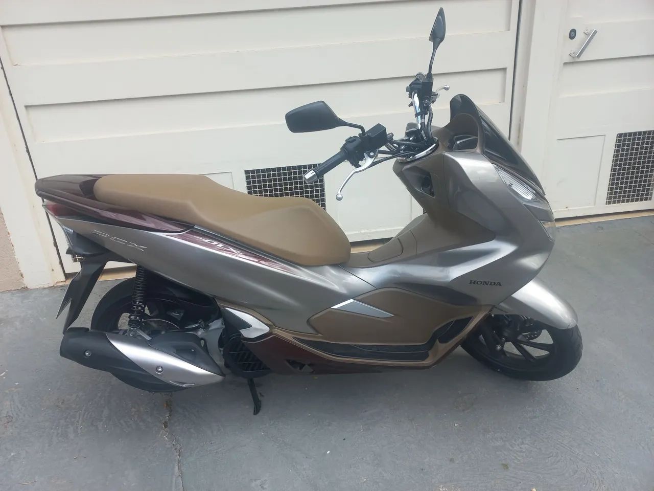 PCX 2022 - Foto 2