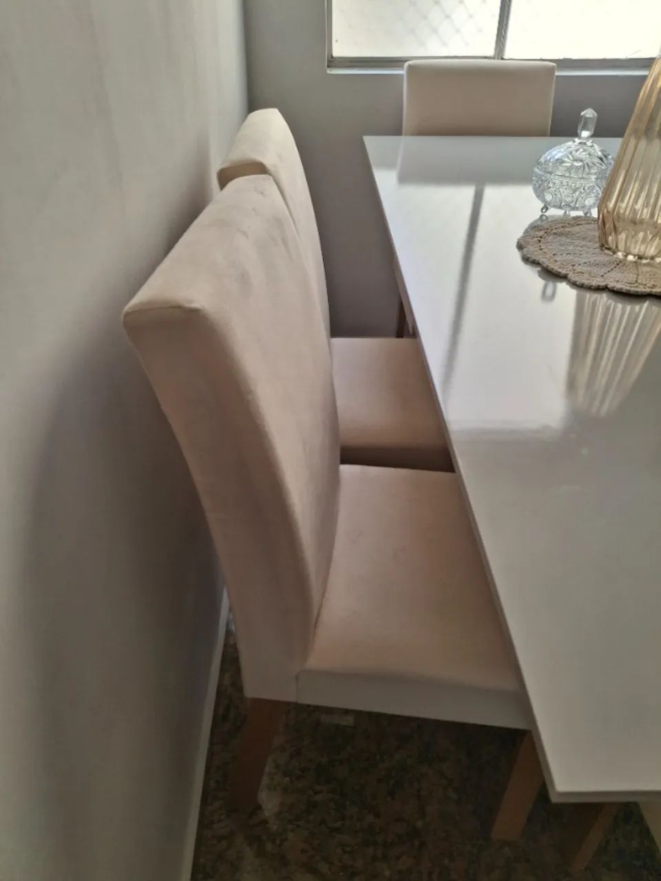 Mesa de jantar retangular com 6 lugares! Na cor bege , e esta nova! - Foto 2