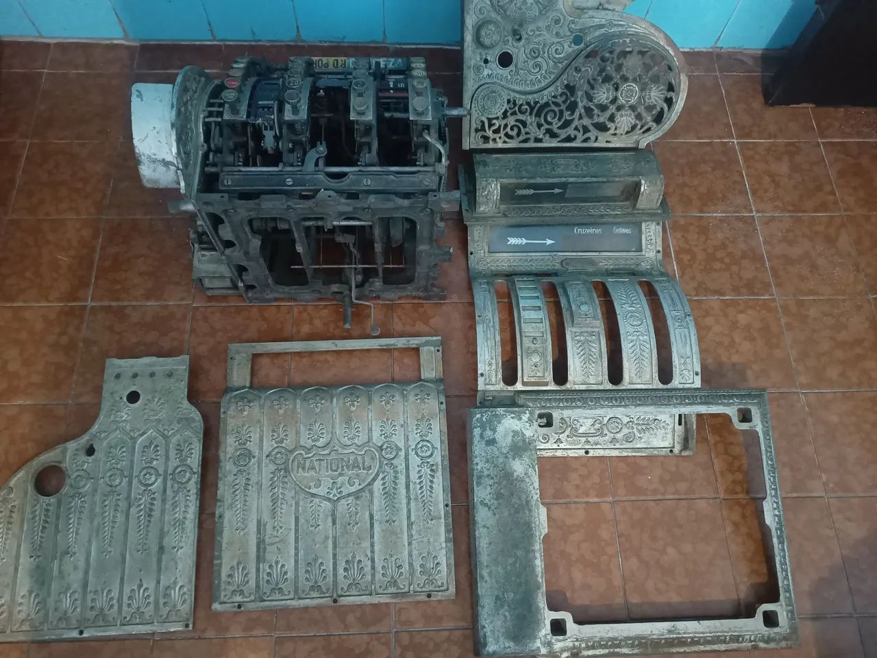 Máquina registradora antiga  - Foto 3