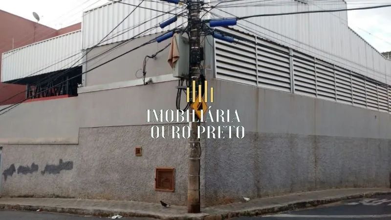 Excelente galpão de 500m² localizado no bairro Santo André!!