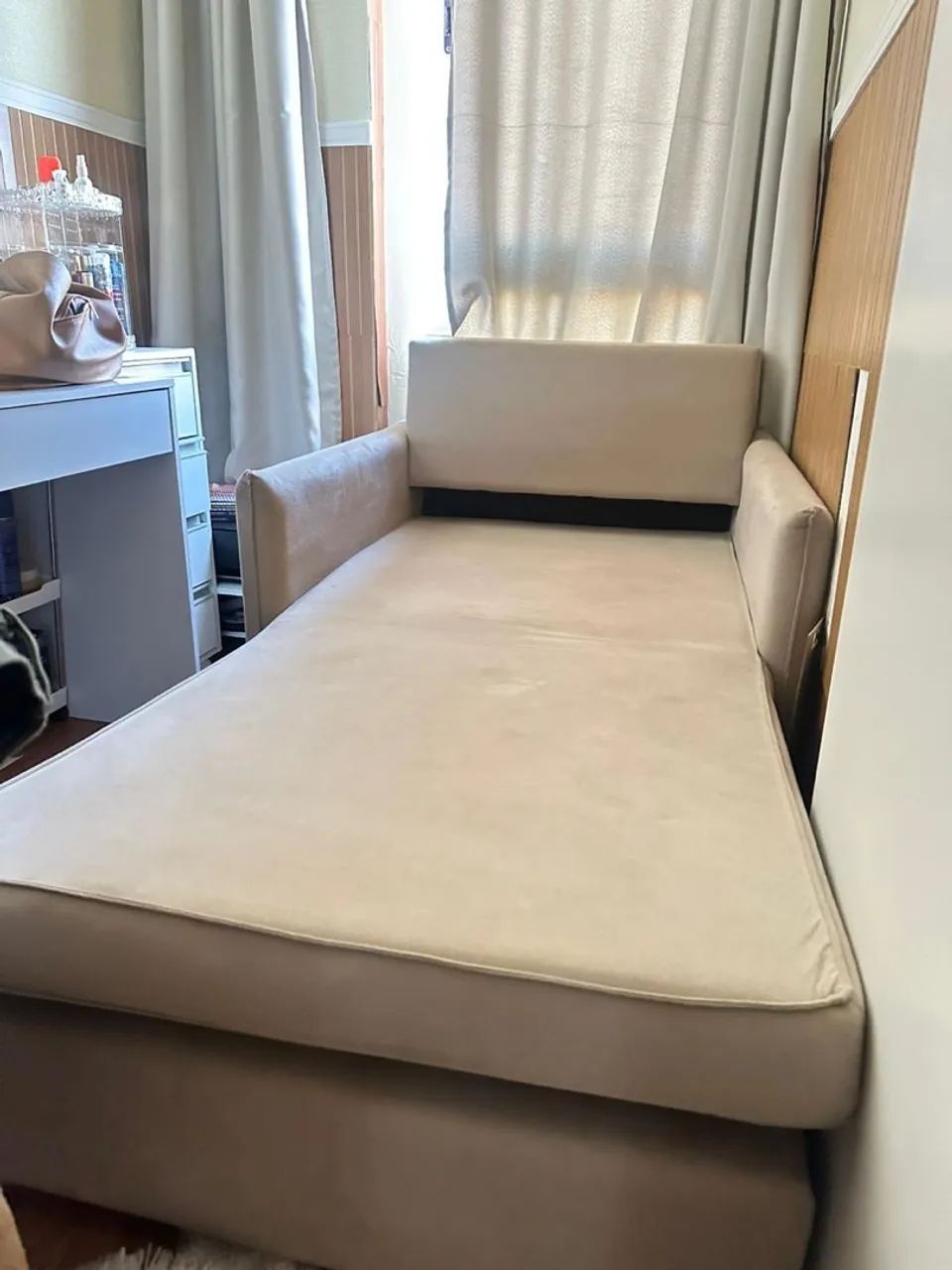 Sofá-Cama Retrátil Bege - Confortável e Espaçoso - Foto 2