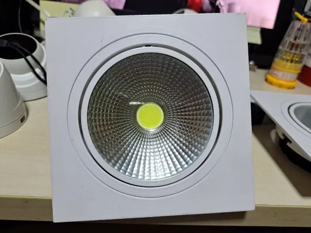 Vendo 01 Spot Duplo de Embutir e 03 Spots Quadrado Monobloco LED COB Diamante 12W - Foto 4