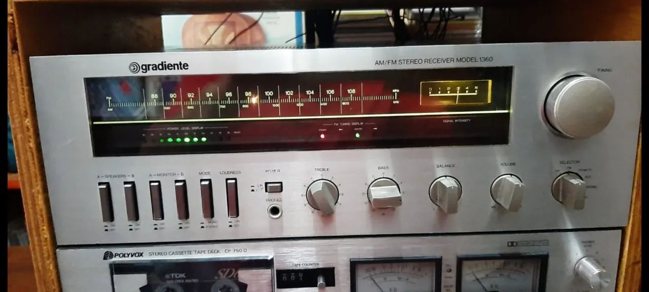 Receiver Gradiente modelo 1360 usado em óti - Foto 3