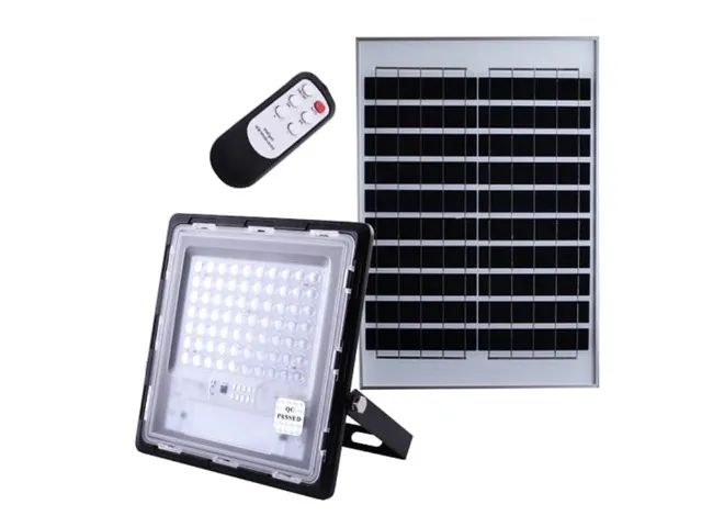 Refletor Solar LED 100W Externo Controle Remoto Placa Sensor
