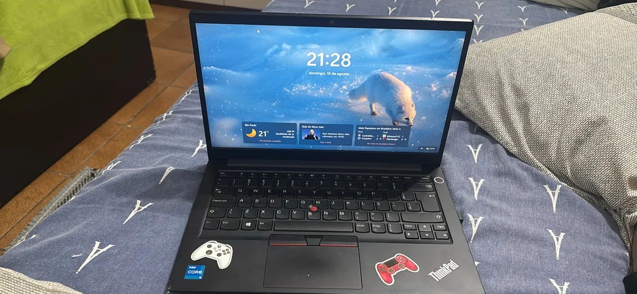 Lenovo ThinkPad E470, provavelmente com Intel Core i5