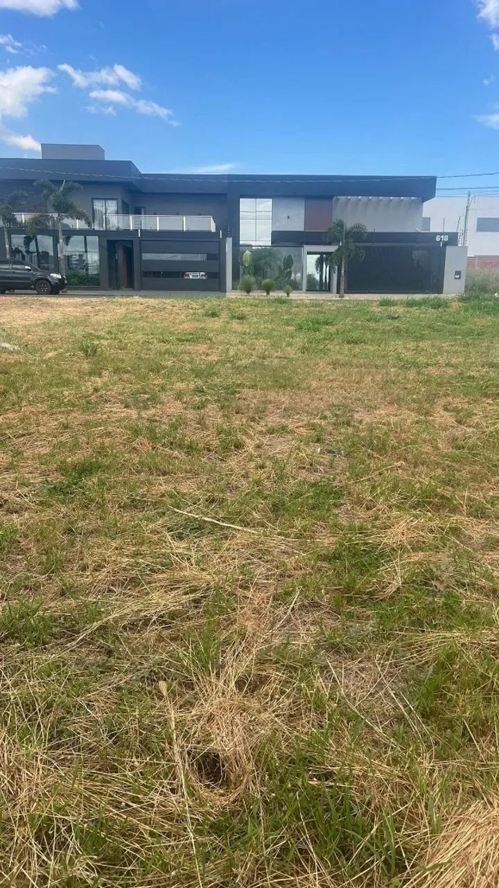 Terreno a venda no Jardim Munique 