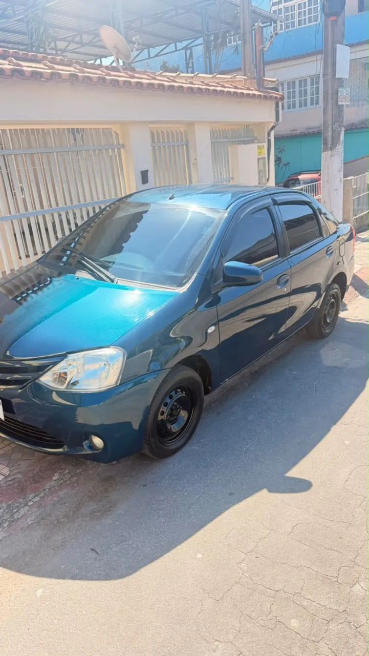 Toyota Etios ETIOS XS SEDAN1.5 FLEX 16V 4P MEC. 2015