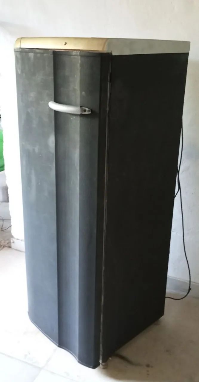 Freezer vertical 243 litros  - Foto 4