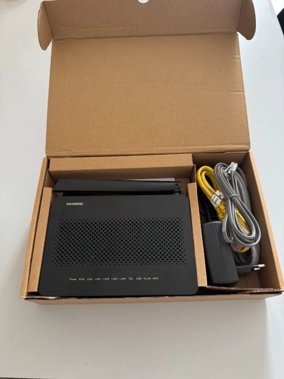 Modem Huawei HG8145V5 - Nunca usado - Foto 2