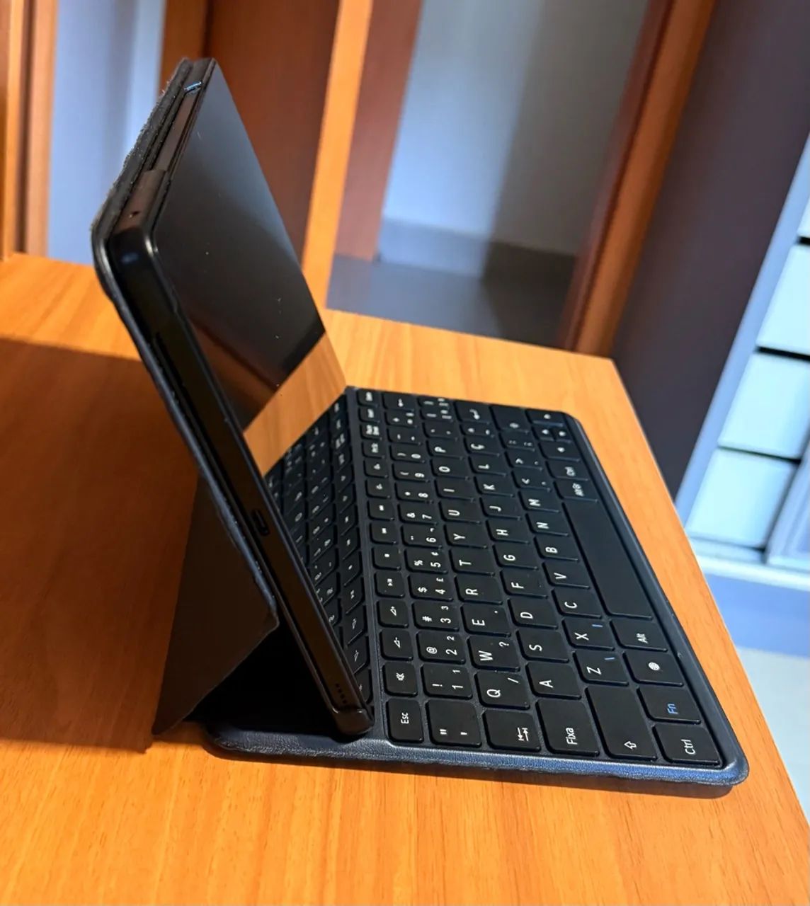 Tablet positivo com teclado
