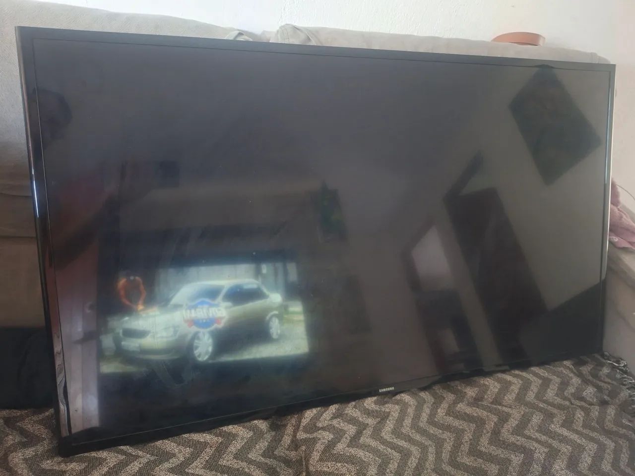 Tv sansung 49"  Com defeito na tela