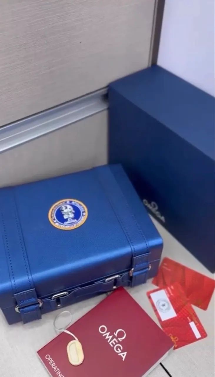 Omega Speedmaster Snoopy Super Clone - Foto 3