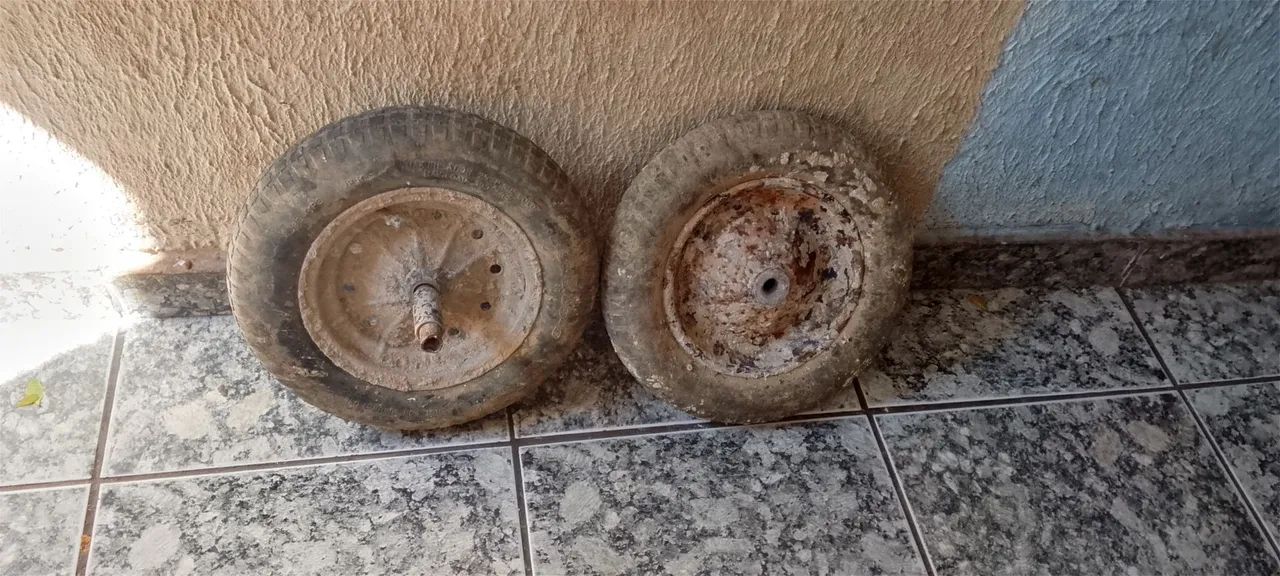 Roda de carrinho de mao